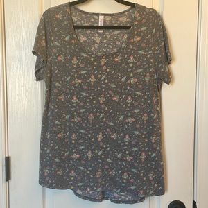 LuLaRoe Classic Tee Rocket Ships 🚀